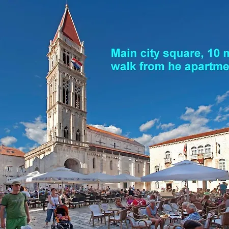 Apartman A2 - Seafront With Balcony 1 Min To *