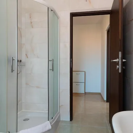 Apartamento A2 - Seafront With Balcony 1 Min To *