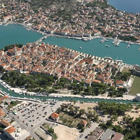 Apartamento A2 - Seafront With Balcony 1 Min To *