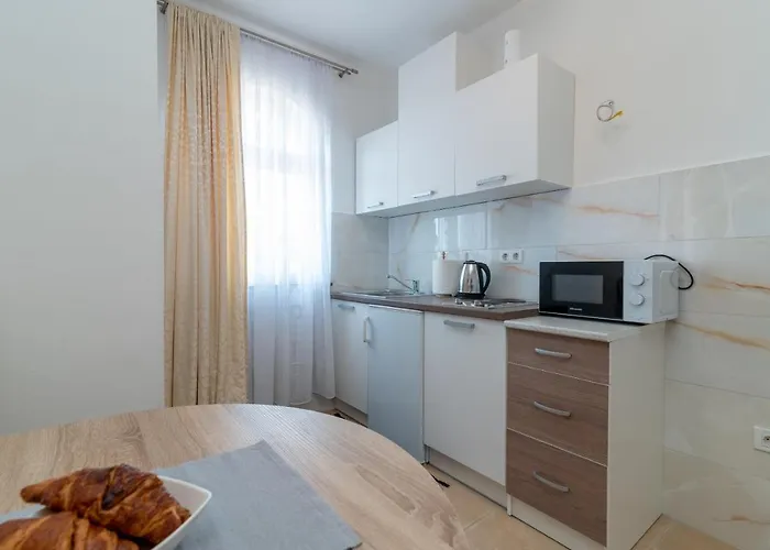 Apartamento A2 - Seafront With Balcony 1 Min To *