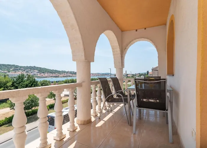 A2 - Seafront With Balcony 1 Min To Apartamento *